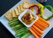 Receta de hummus y vegetales