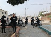 Policías en el sector de Guangala, al sur de Guayaquil.