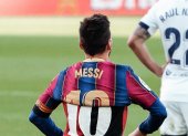Leo Messi le rindió un emotivo homenaje a Maradona con una histórica divisa que los une.