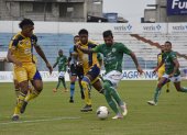 Orense y Delfín empataron en el estadio Nueve de Mayo de Machala