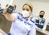 164 agentes civiles de tránsito recibieron este botón para tener más seguridad cumpliendo su trabajo.