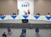 El CNE sesionó la noche del lunes para aprobar una resolución propuesta por el consejero Luis Verdesoto.
