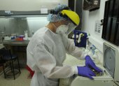 Pruebas de diagnóstico de COVID-19 en el laboratorio de Biomedicina de la Espol, el 21 de mayo pasado.