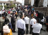 Ciudadanía. En algunas plazas de Quito hubo ayer aglomeraciones horas después de la sentencia de la CC.