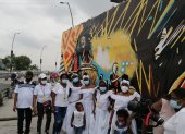 Comunidad. Integrantes de asociaciones acudieron a la inauguración de los murales.
