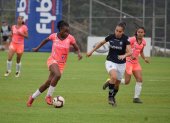 El fútbol femenino busca consolidarse en nuestro país.