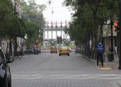 Avenida 9 de octubre, una de las principales calles de Guayaquil, en el centro de la ciudad.