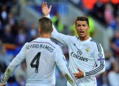 Sergio Ramos y Cristiano Ronaldo (d) hicieron una buena dupla en el Madrid.