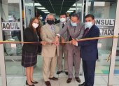 Las autoridades de la Universidad de Guayaquil inauguraron el nuevo consultorio jurídico.