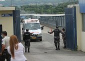 Operativo. La Policía tuvo que intervenir para que se retome el control de los cuatro centros carcelarios.