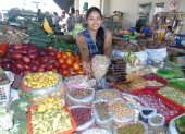 Cosecha. En los diferentes mercados ofrecen la diversidad de granos para la preparación. 



Agencia (ag-rios)