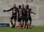 Los jugadores del Mushuc Runa celebrando uno de los goles de Bauman ante Manta.
 
 Agencia ( ag - expreso ag extra ) API