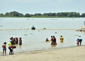 La nueva playa en Samborondón esta ubicada al pie del río Babahoyo.