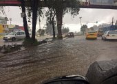 Las lluvias y el desbordamiento de dos ríos han afectado seriamente a numerosos barrios del distrito.