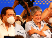 Guillermo Lasso se pronunció desde Guayaquil, en compañía de el exalcalde Jaime Nebot.