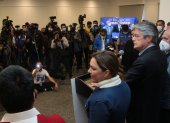 El presidente electo brindó su primera rueda de prensa luego de la votación en Quito.