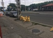 Problema. En la avenida 25 de Julio botan basura de construcción.