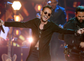 Marc Anthony tiene 52 años.