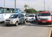 Un triple accidente de tránsito sucedió en la autopista Terminal Terrestre Pascuales.