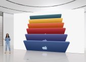 Apple muestra la línea completamente nueva de iMac con una variedad de colores vibrantes durante un evento especial en Apple Park en Cupertino.