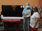 GANADORA DE UNA TV ENTREGADA POR EXPRESOLAURA AGURTO 20 DE ABRIL DEL 2021 GUAYAQUIL-ECUADOR ag-granasa