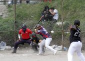 En las canchas del Barrio Corazón de Jesús se realizó la final del Softbol entre Cigarreros y Mercenarios 



18 DE ABRIL DEL 2021

. Angelo Chamba. (ag-extra ag-expreso ag-quito)