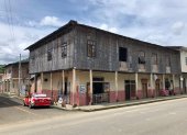 Algunas viviendas antiguas de las zonas rurales de Manabí se mantienen en pie pese al tiempo y los elementos.