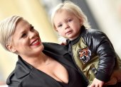 Pink y su pequeño hijo pudieron sobrevivir al coronavirus.