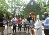 FIELES DEL SANTUARIO DE SCHOENSTATT, SE PREPARAN PARA MISA VIRTUAL...FD: MIGUEL CANALES...27-04-2021