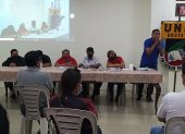 Los maestros realizaron una asamblea en el local de la UNE, en Carchi y San Martín.
