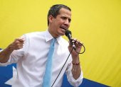 Guaidó reconocido por más de medio centenar de países como presidente de Venezuela, pide reglas claras en las negociaciones.