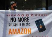 El 7 de abril de 2020 se produjo la rotura de tres conductos de dos oleoductos que van desde la Amazonía hasta la costa ecuatoriana, como consecuencia de un corrimiento de tierra en una región altamente sísmica entre las provincias de Orellana y Sucumbíos.