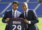 El presidente del PSG, Al-Khelaifi, aseguró que Mbappé no dejará el club en la siguiente temporada.