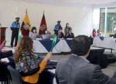Destino. El aún oficialmente alcalde de Quito, Jorge Yunda, lideró ayer la sesión ordinaria del Concejo Municipal desde el barrio de Pisulí.