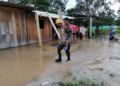 Calculan que las inundaciones, que anegaron la ciudad de Puerto El Carmen, cabecera cantonal de Putumayo, han afectado a unas 3.369 personas en la región.
