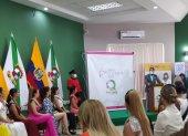 Un encuentro entre el alcalde de Quevedo y las aspirantes al trono de Miss Ecuador.
