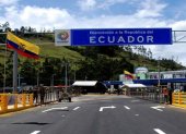 El paso fronterizo entre Ecuador y Colombia permanece cerrado.
