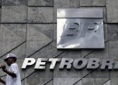 La petrolera brasileña vende sus acciones.