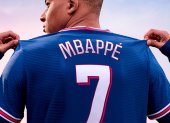 Kylian Mbappé en la portada del FIFA 22.
