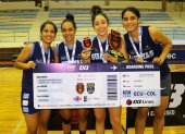 Parte de la plantilla La Perla A que triunfó 15-12 ante La Perla B en la gran final.