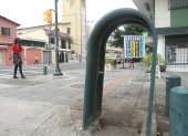 TACHOS DE BASURA QUE ESTAN UBICADOS EN LA CALLE AGUIRRE Y CARCHI FUERON ROBADOS POR LOS CHAMBEROS 20 DE JULIO  DEL 2021 GUAYAQUIL-ECUADOR