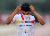 Richard Carapaz se pone la medalla oro tras ganar la prueba de ruta del ciclismo en los Juegos Olímpicos de Tokio