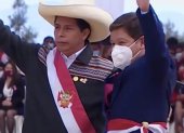El presidente peruano junto a Ugarte, durante una ceremonia simbólica de posesión.