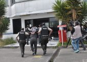 Dos extranjeros fueron capturados por la policía por su posible implicación en el robo a cajeros en ese cantón de Pichincha. Otro sospechoso evadió a los agentes.