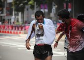 Claudio Villanueva, último en los 50 km de marcha, recibe elogios en Ecuador.