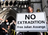 Ese tribunal celebró hoy una vista provisional sobre el recurso que las autoridades de Washington han presentado contra la decisión de una corte británica de rechazar la extradición del fundador de WikiLeaks a EE.UU. (que le acusa de presunto espionaje) por considerar que había riesgo de suicidio.
