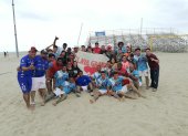 El equipo de Playas celebró a lo grande el título de campeón en Manta.