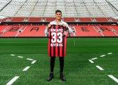 Hincapie, que llevará en número "33" en el Leverkusen, se mostró muy feliz e ilusionado con su llegada al fútbol europeo.