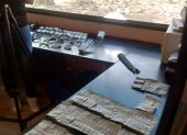 Objetos y dinero decomisados por la Policía Nacional