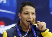 Nelson Crispin estrena el medallero de Colombia con un oro y récord mundial.